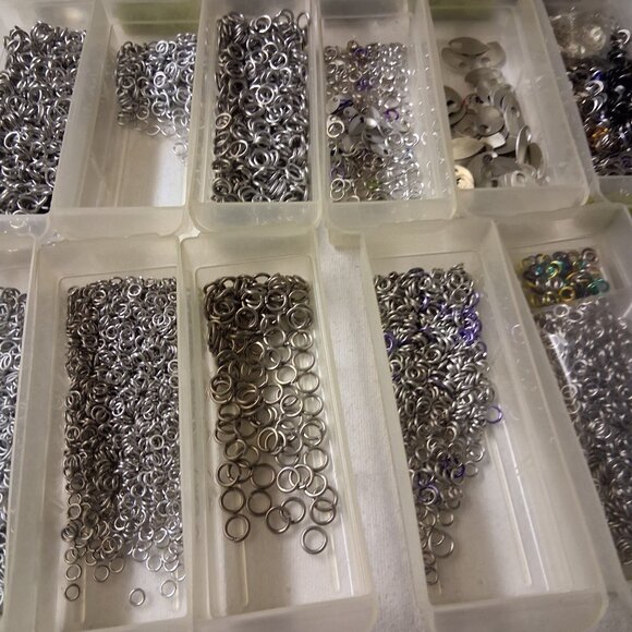 CHAIN MAILE SUPPLIES - black -   Stainless Steel rings - Make your own jewelry - Picture 3 of 6